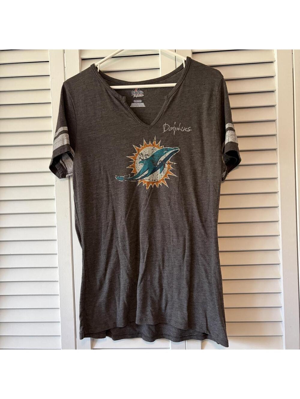 Majestic Women's Miami Dolphin Distressed T shirt